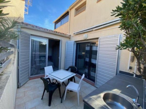 Villa T3 climatisée à 200m de la plage, parking privé - 4 pers, Le Barcarès - FR-1-81-609